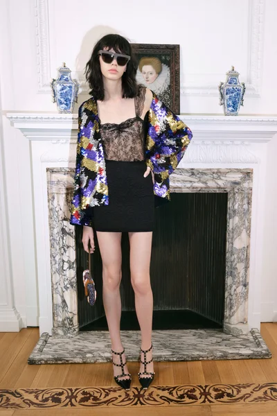 Look 80